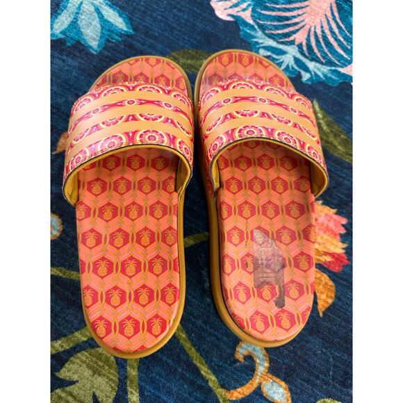 Farm Rio x Adidas,Adilette Platform Slides, Awesome Arch Support, EUC, Size 8 - Picture 7 of 10